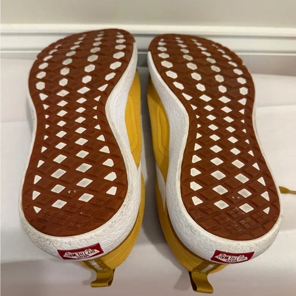 Vans Ultrarange Men’s Mustard and Tangerine Sneakers - Picture 6 of 8
